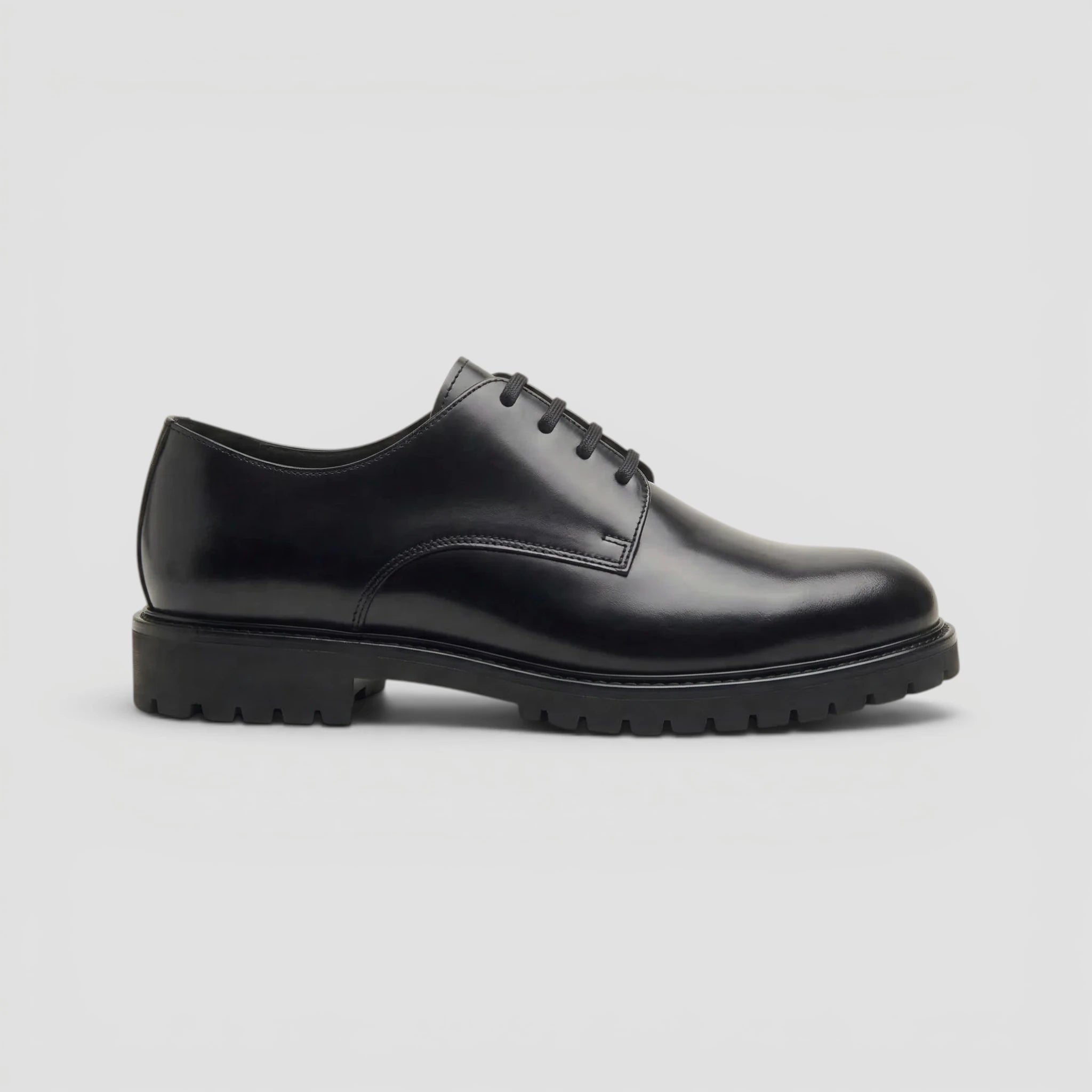 Modern Derby - Classic Black