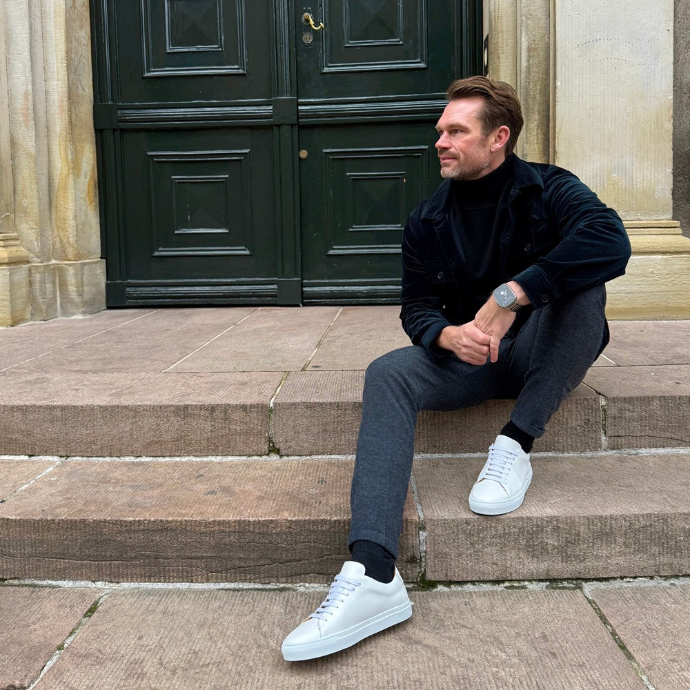 Classy Sneaker - White