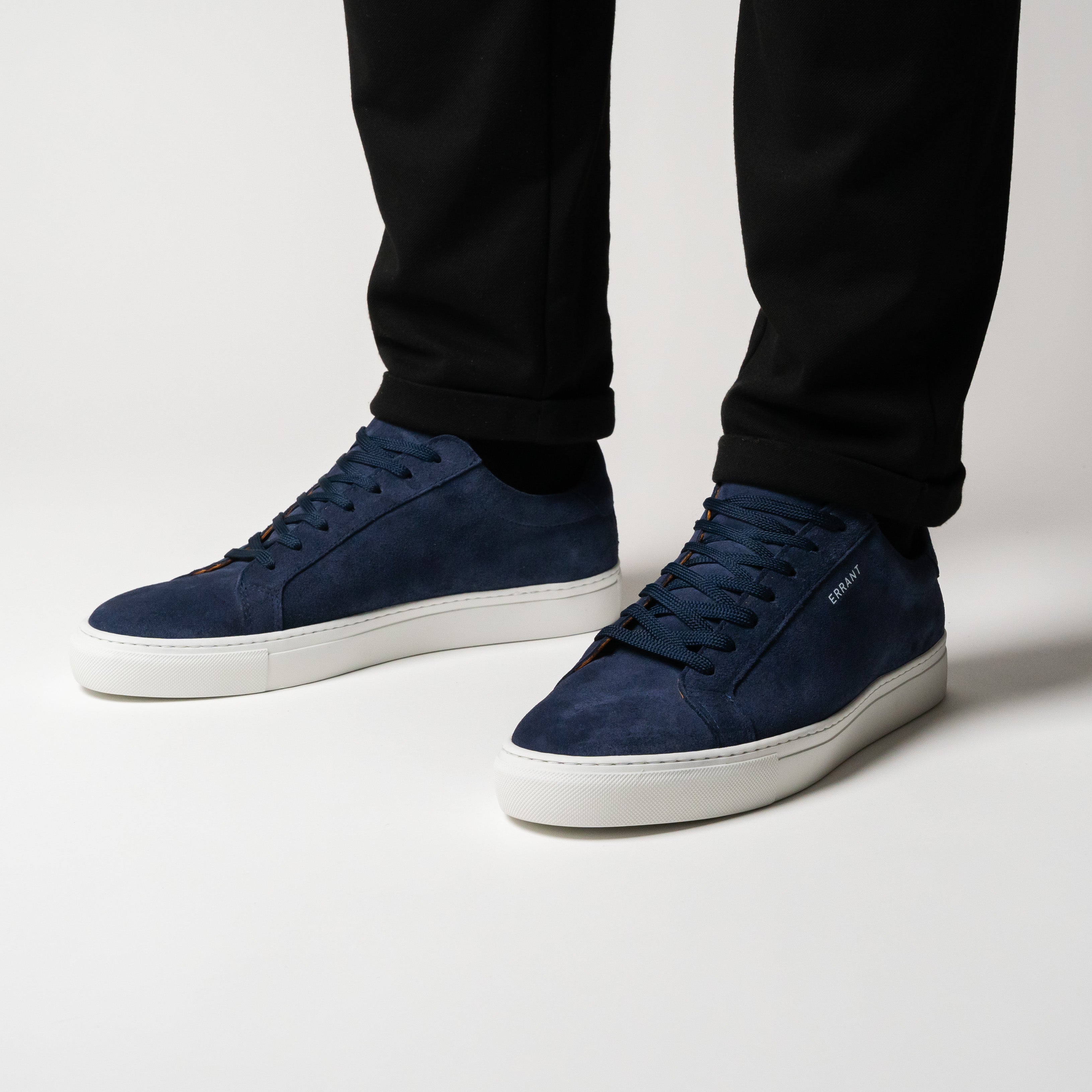 Essential Sneaker - Marine