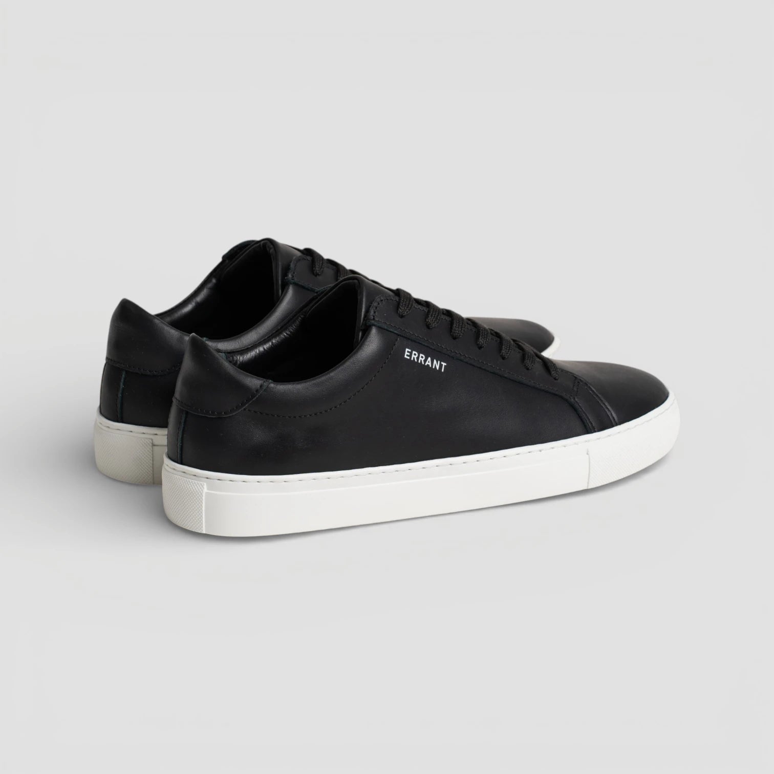 Essential Sneaker - Black