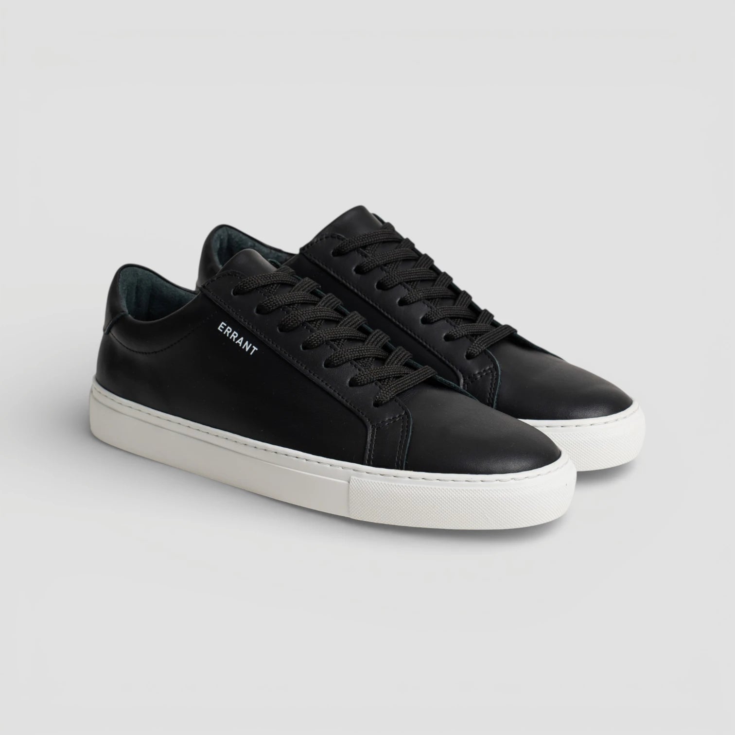 Essential Sneaker - Black