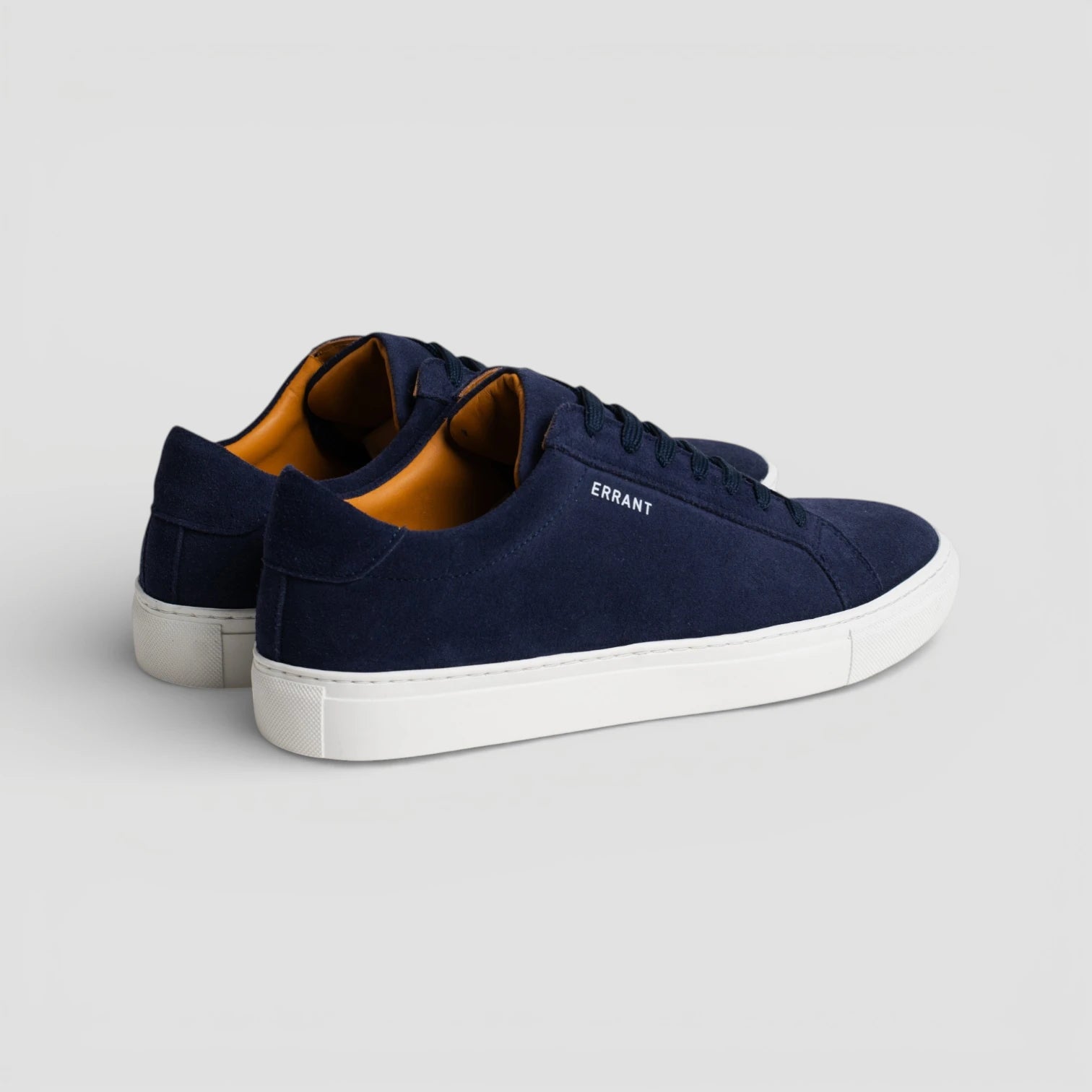 Essential Sneaker - Marine