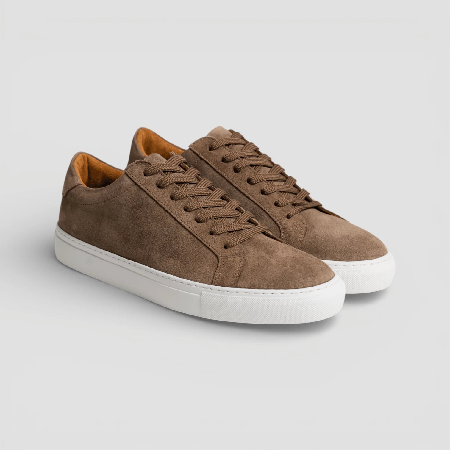 Essential Sneaker - Walnut