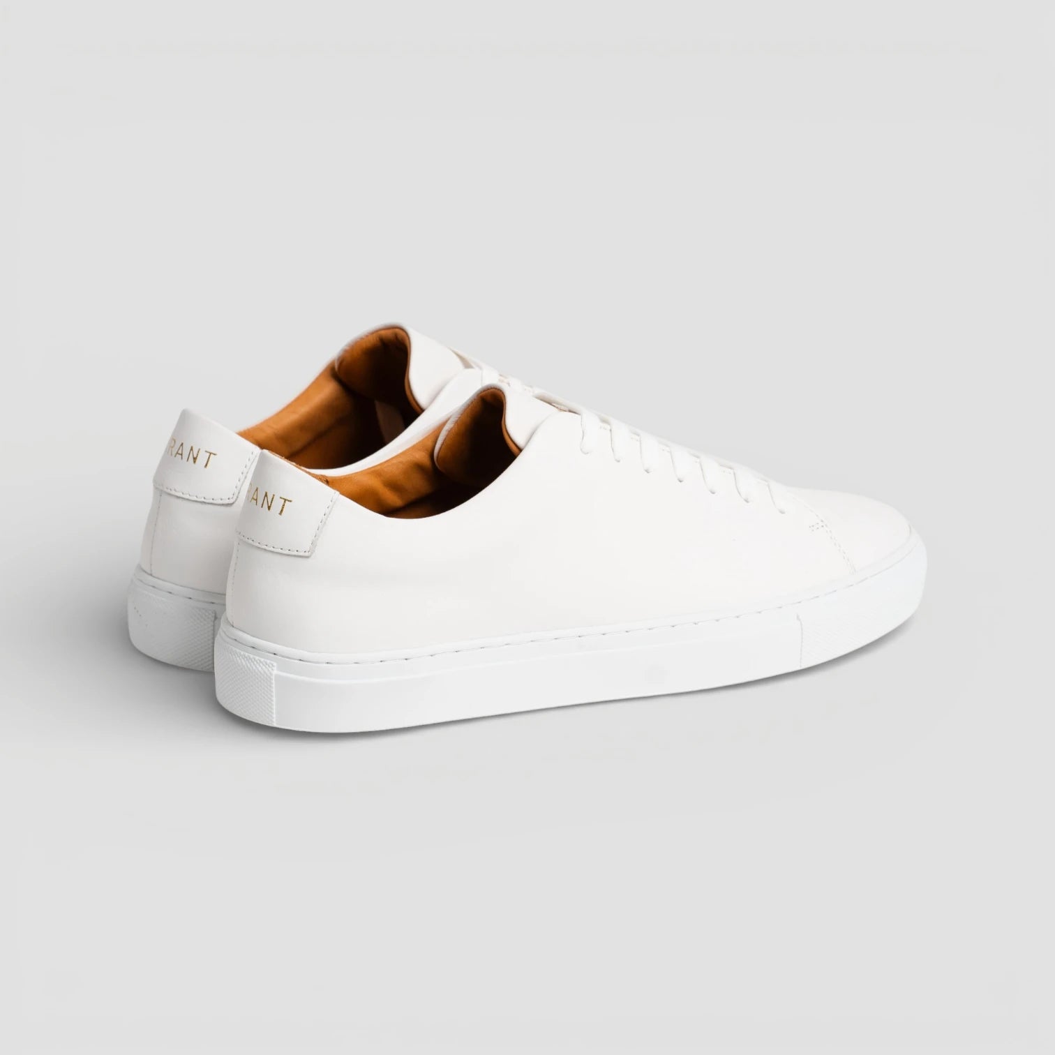 Classy Sneaker - White