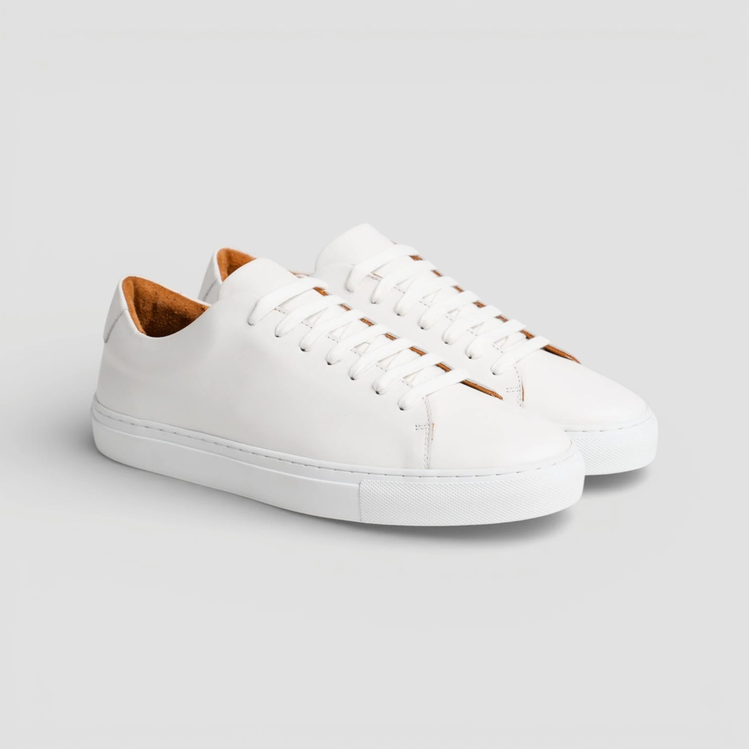 Classy Sneaker - White