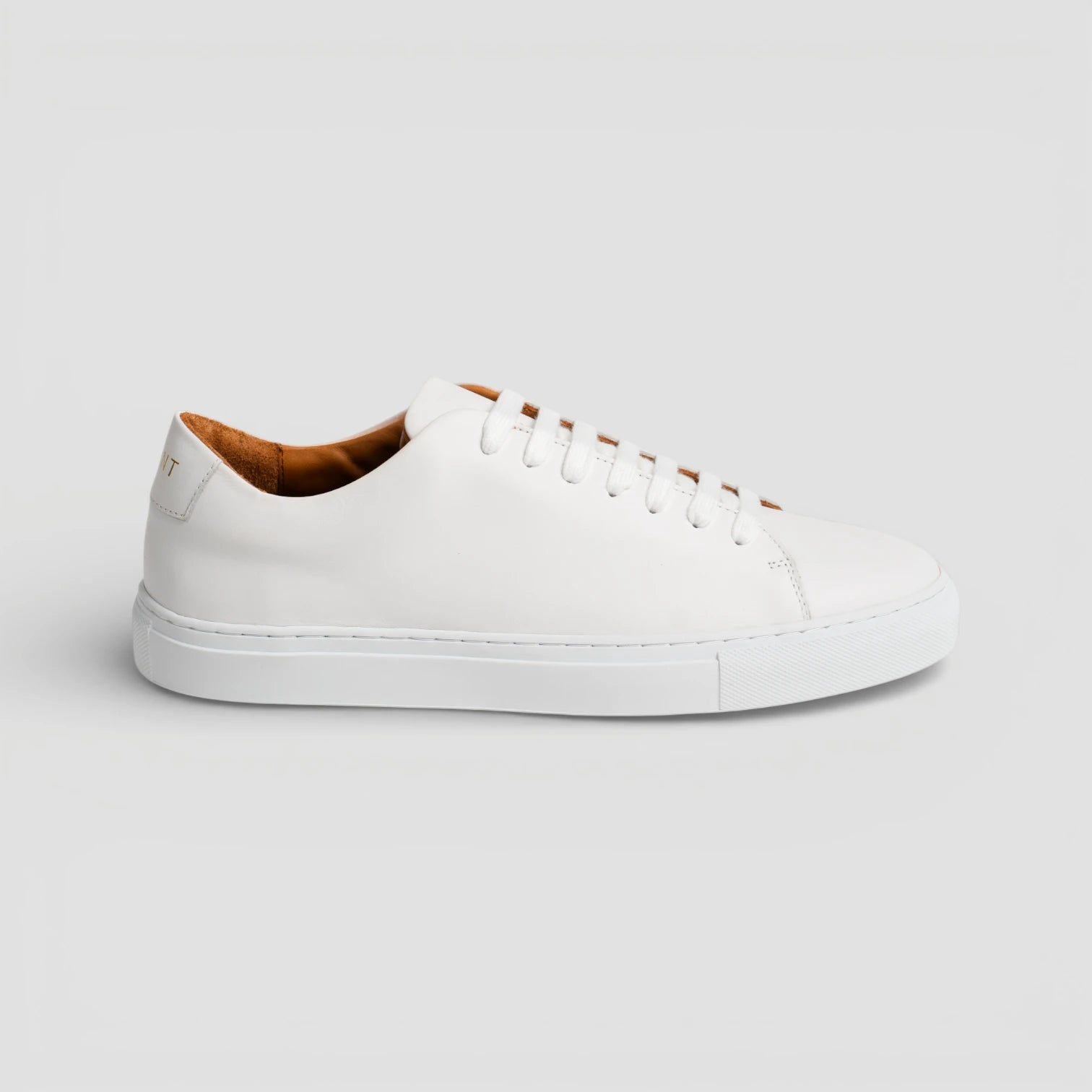 Classy Sneaker - White