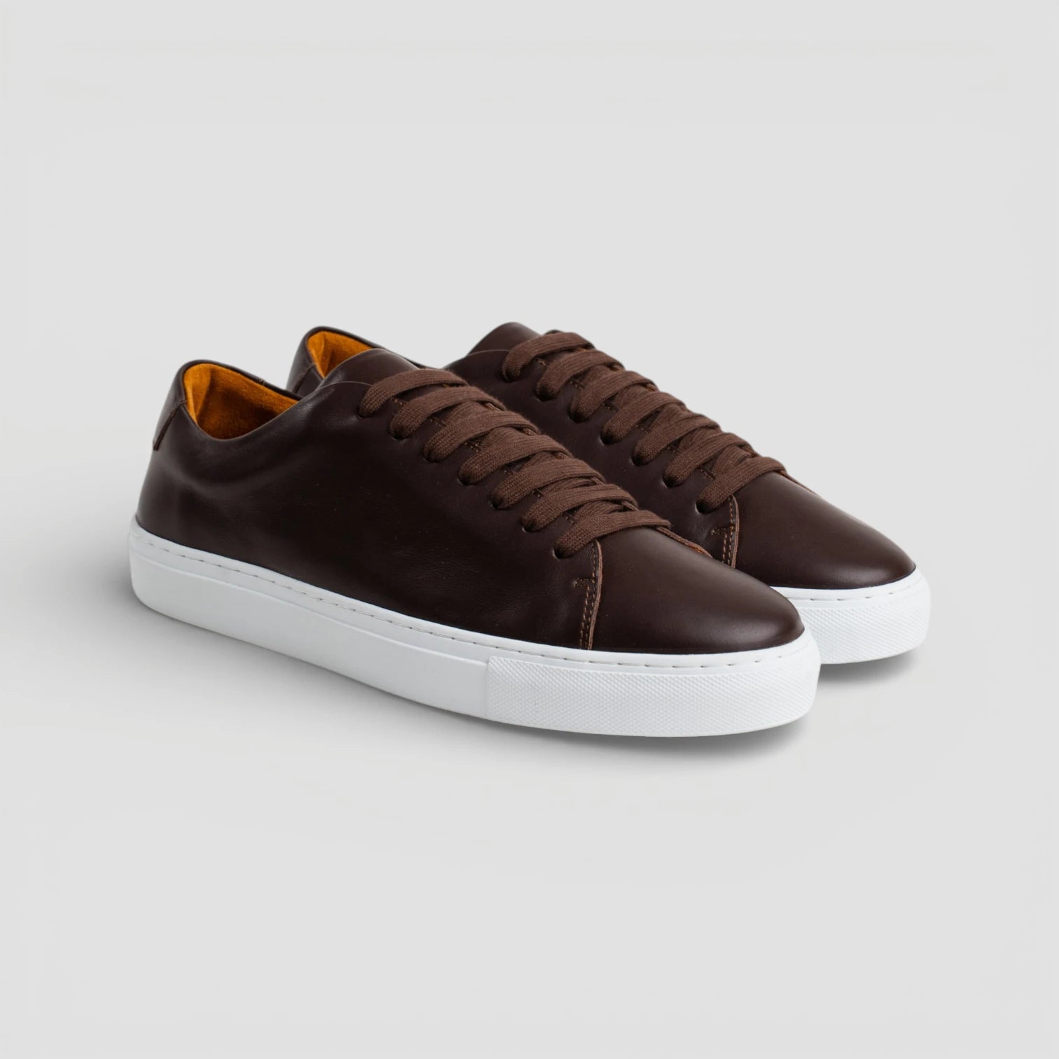 Classy Sneaker - Roast