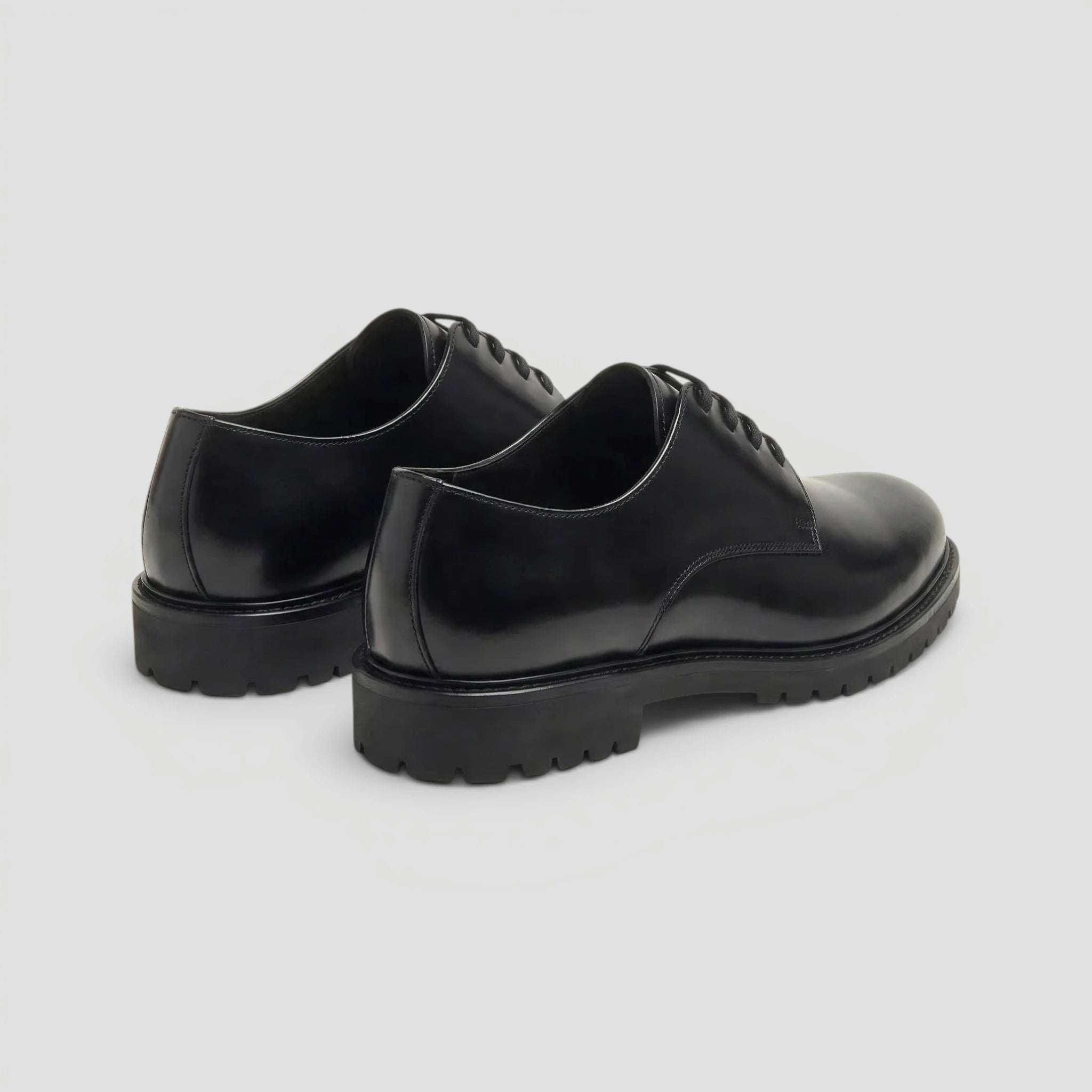 Modern Derby - Classic Black