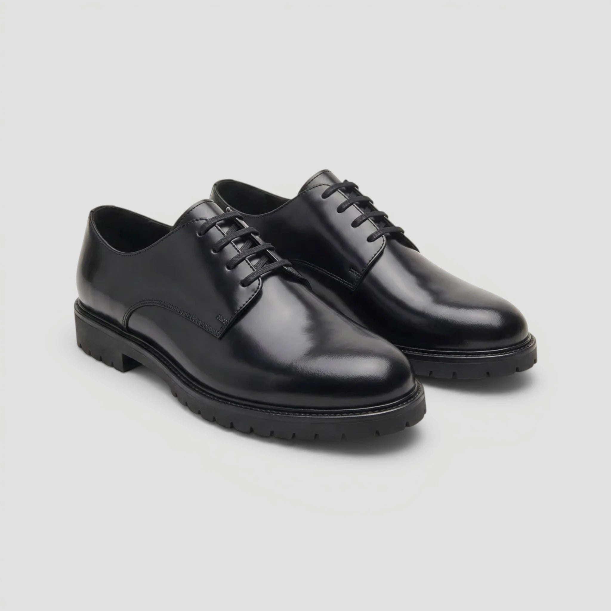 Modern Derby - Classic Black