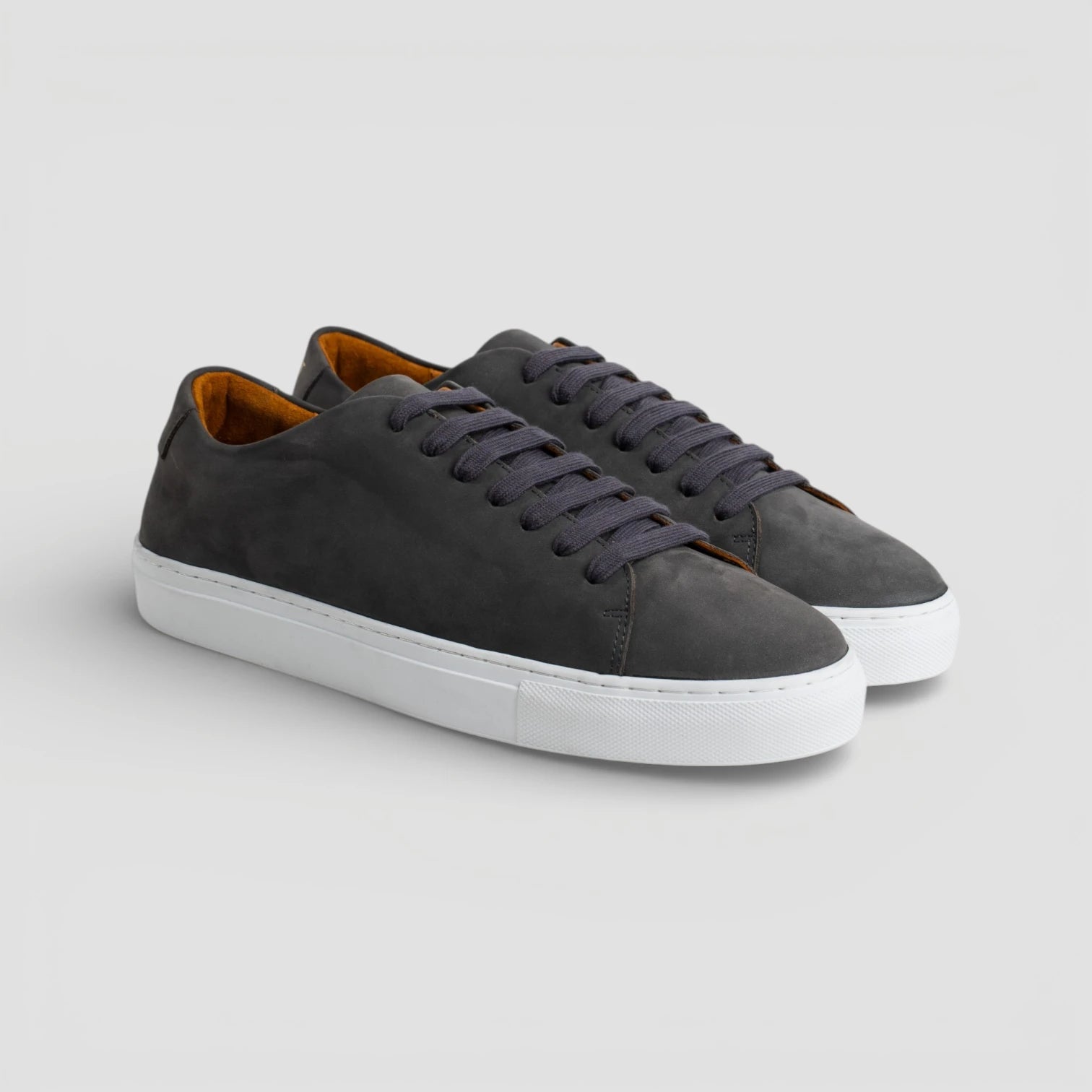 Classy Sneaker – Hellanthrazit