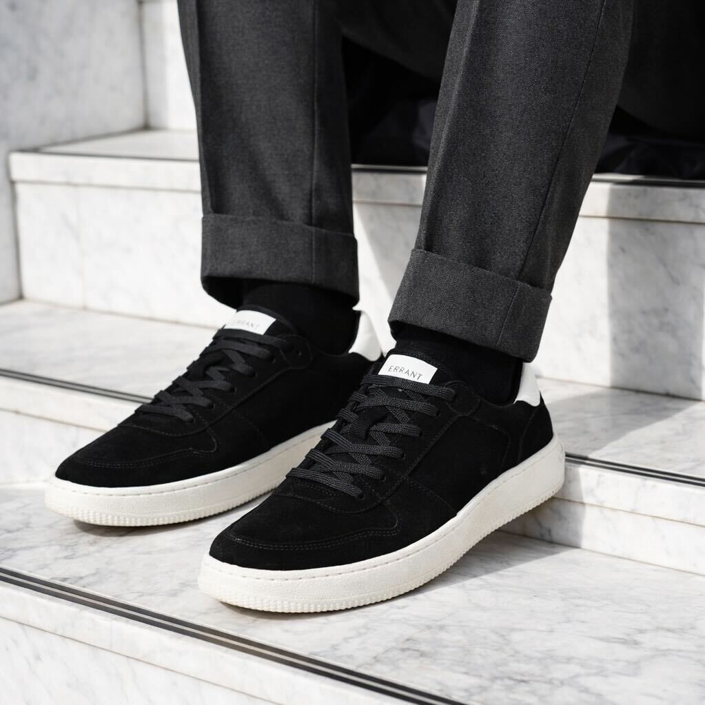 Low Sneaker - True Black