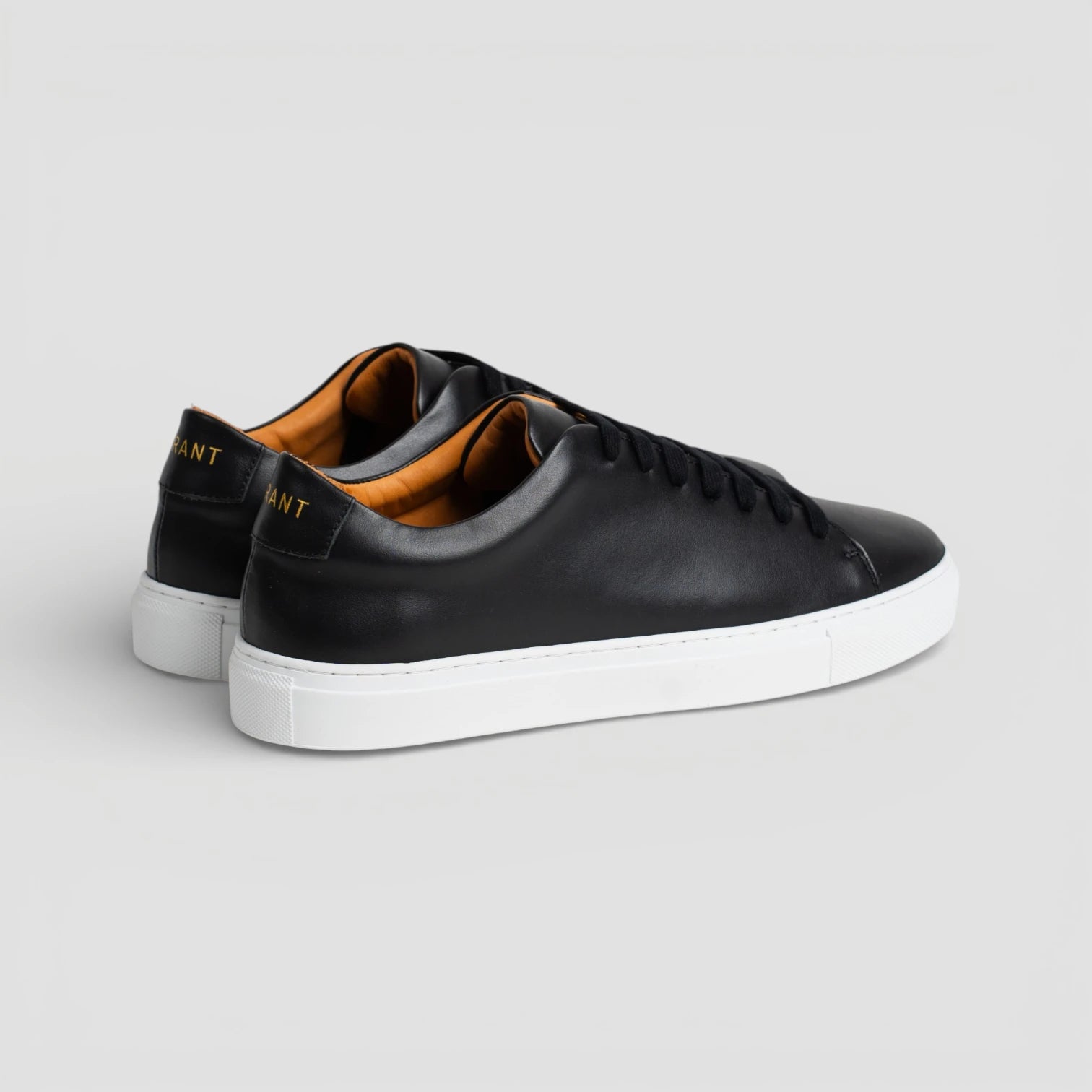 Classy Sneaker - Black