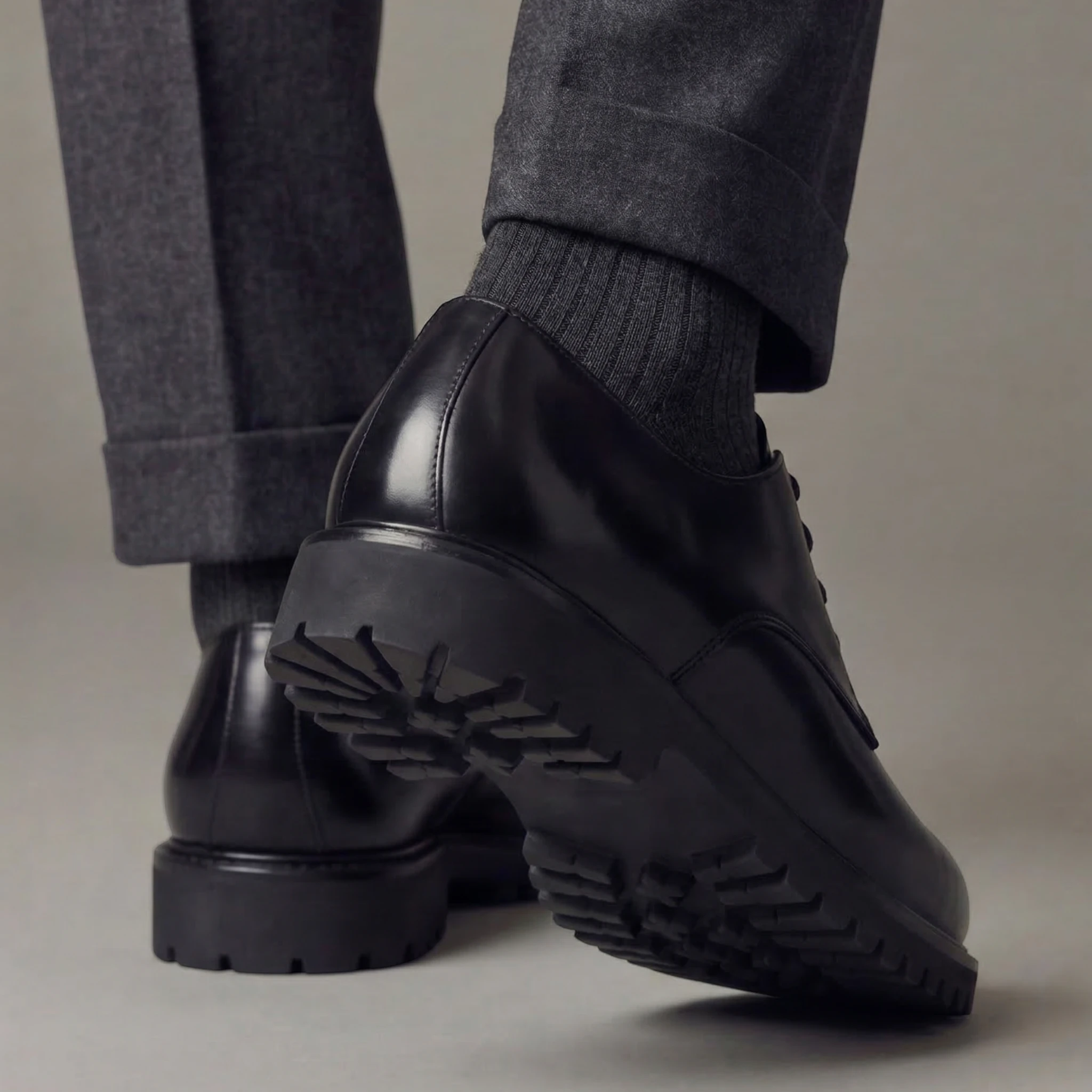 Modern Derby - Classic Black