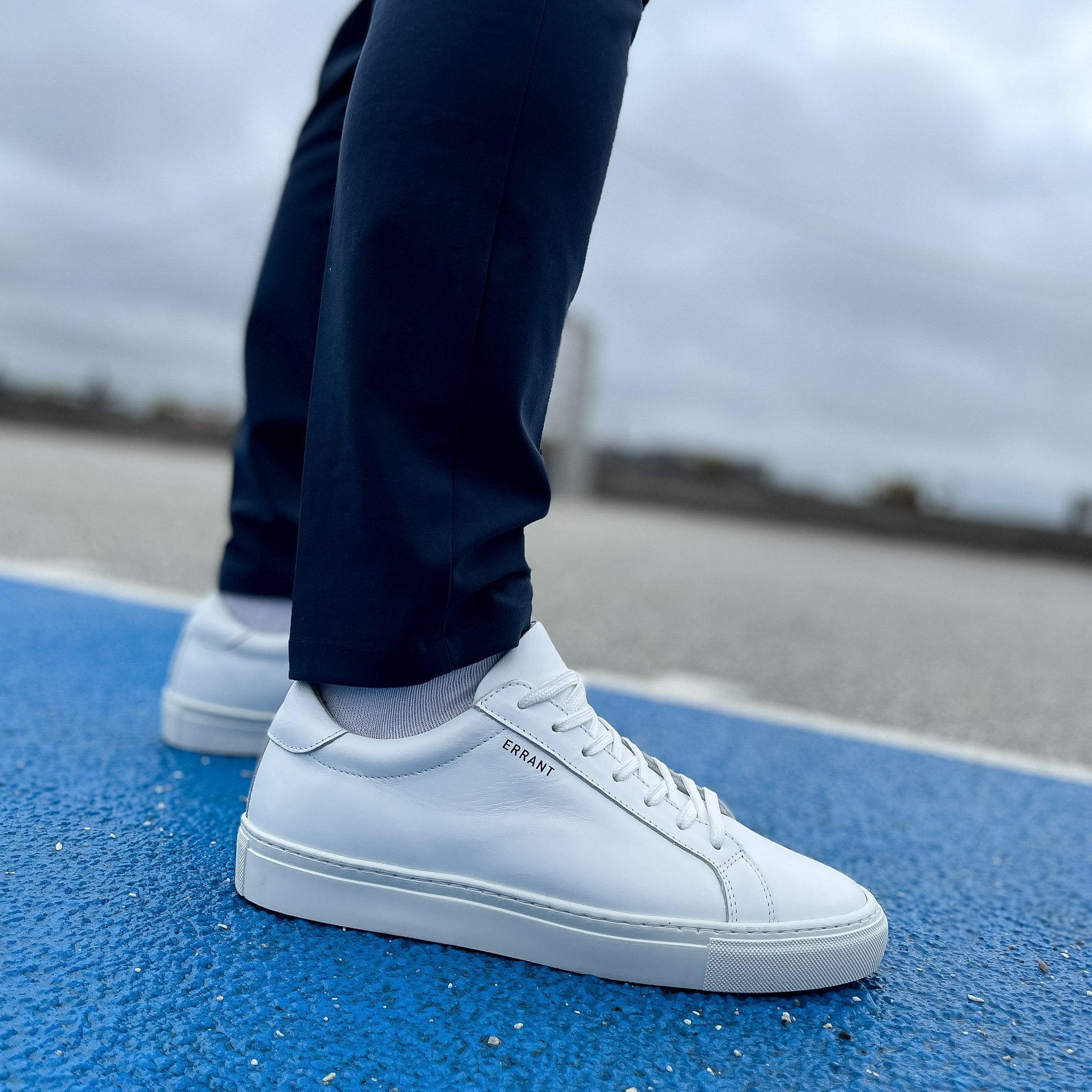 Essential Sneaker - White (Herre)