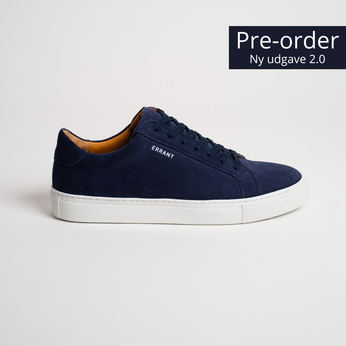 Essential Sneaker - Navy