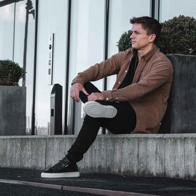 Essential Sneaker - Black (Herre)